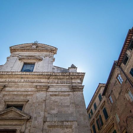 Colours Studio 10 M Away Piazza Del Campo シエーナ エクステリア 写真